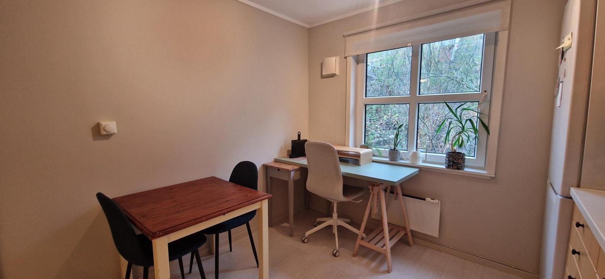 Apartment Balkong Med Utsikt Og Gratis Parkering I Garasje Oslo